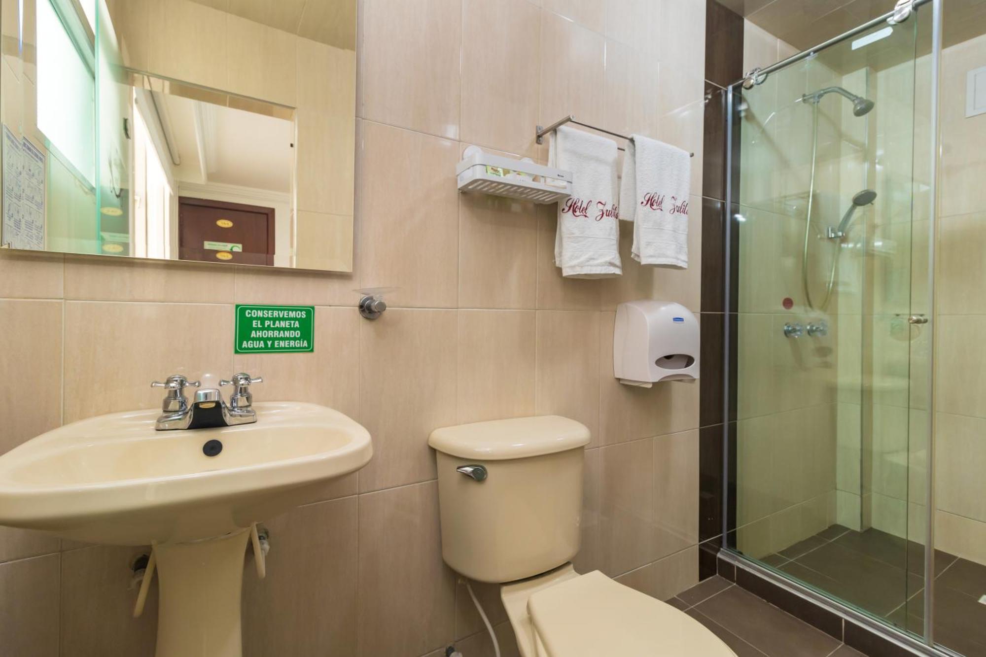 Hotel Zulita ボゴタ エクステリア 写真